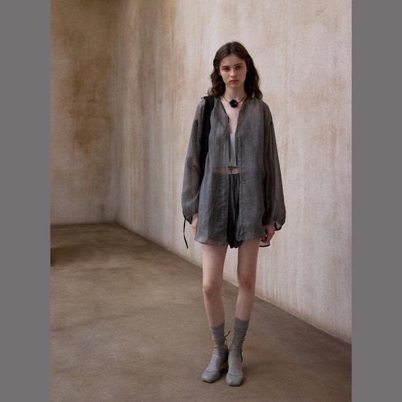 Dark Gray FADE BLOUSE - Picture 4 of 4